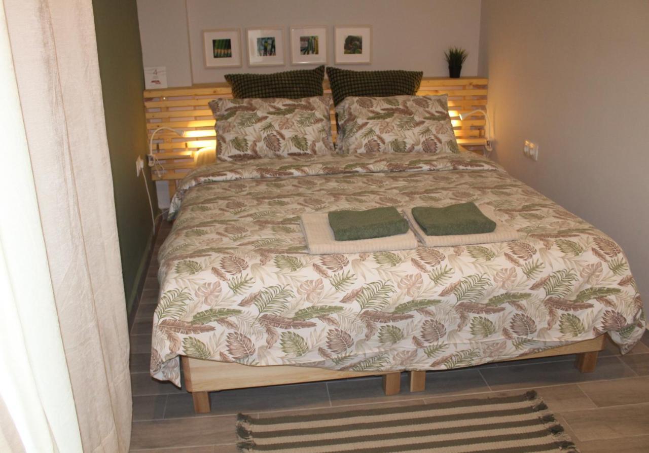 Center 2 Apartment
